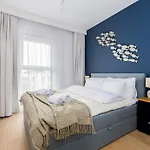 The Soaring Seagulls Apartment With Parking